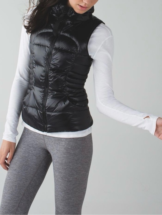 lululemon athletica Jackets & Blazers - Lululemon Fluffin Awesome Vest Women’s Size 4 Shine Black Goose Down Puffer